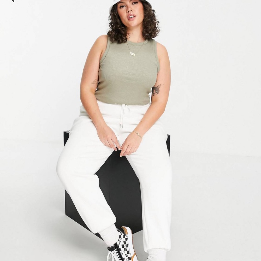 ASOS Oversized Tank In Textured Fabric - Picture 3 of 10